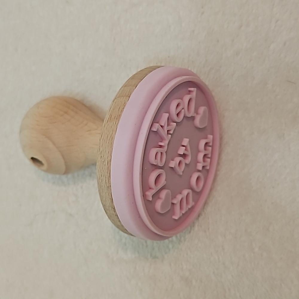 Baked By Mom Stamp 👩 💕 💖 - Picture 4 of 6